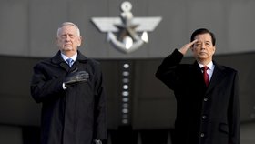 James Mattis se svým jihokorejským protějškem Han Min-kuem