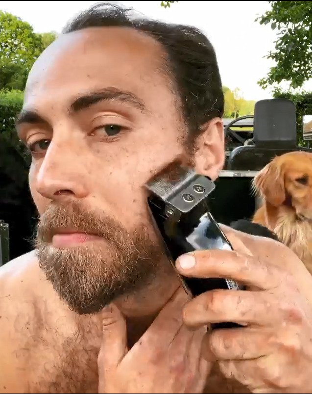 James Middleton se oholil, aby překvapil svou snoubenku