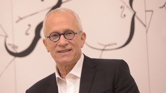 E15 z Varů: Začátek festivalu opanoval hudební skladatel James Newton Howard 