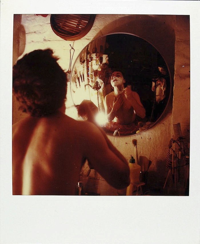 Jamie Livingston začal svůj projekt 31. března 1979. Celkem vyfotil více než 6000 snímků.