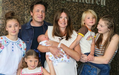 Jamie Oliver s rodinou.
