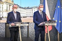Blatného plán pro „superkrizi“: Omezení v rodinách, zavřená výroba. 6. „psa“ ale nechce