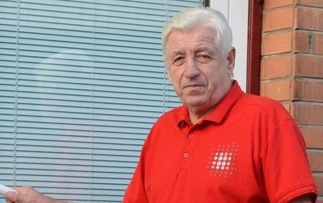 Jan Březík (70) je po otravě metanolem bez následků.