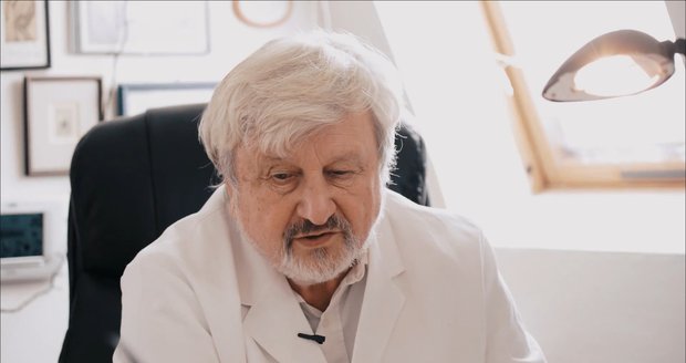 Psychiatr Jan Cimický v rozhovoru pro spolek Nepromlčíme.