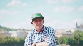 Jan Grolich (KDU-ČSL) během natáčení předvolebního klipu