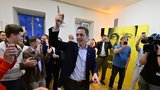 Grolich slavil vítězství tanečkem: V bitvě o Senát uspělo i Kubovo Naše Česko!