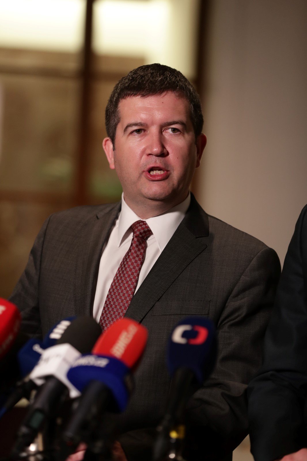 Jan Hamáček na tiskové konferenci po vyjednávání 5.4. 2018