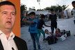 Spor o syrské sirotky: Hamáček varuje před dovezením mladých Afghnců do Česka