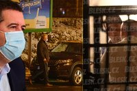 Hamáček hrozí zavřením hotelů. Skiareály otevřít nechce, jakékoli rozvolnění odmítá
