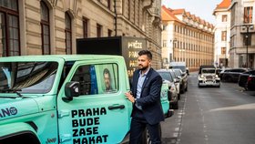 Předvolební auto Jana Hušbauera (ANO): Jeep Gladiator