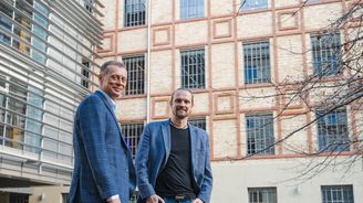 Umělá inteligence změní práci programátorů, o místo je ale nepřipraví, shodují se šéfové Unicornu Umělá inteligence změní práci programátorů, o místo je ale nepřipraví, shodují se šéfové Unicornu