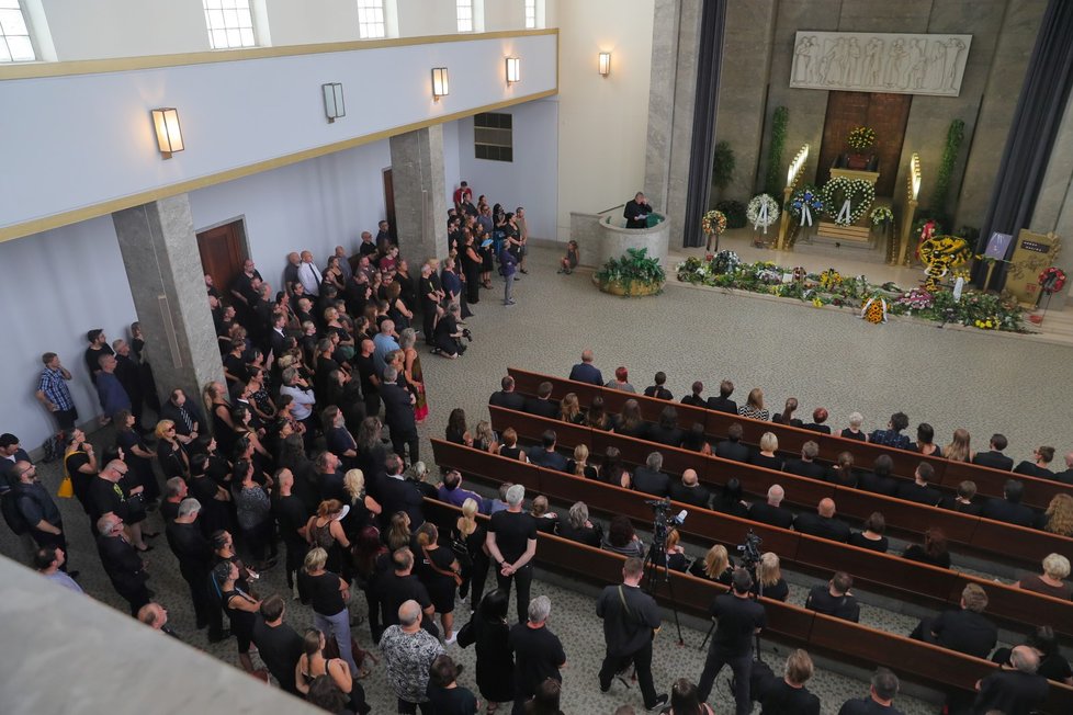 Pohřeb Jana Kaliny ze 100 zvířat