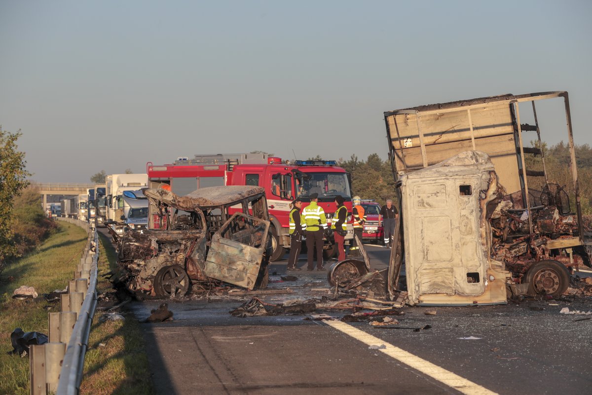 Život Jana Kočky ml. a nevinného řidiče vyhasl při tragické nehodě před 12 dny.