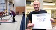 Jan Koller při curlingovém klání v brněnské hale. Jan Koller při curlingovém klání v brněnské hale.