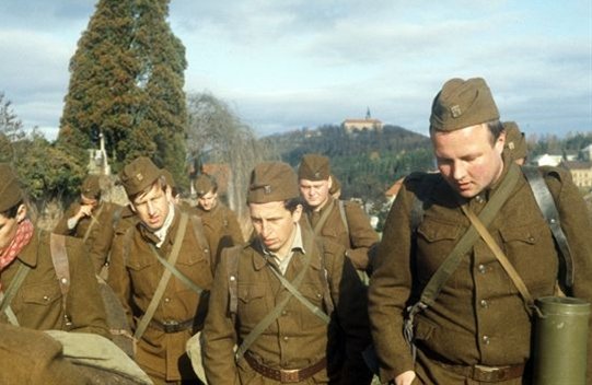 Povedená trojka vojínů (zleva): Václav Vydra (Šternberk), Jan Kraus (Voňavka), Milan Šimáček (Vata).