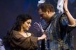 Jan Kříž a Lucia Šoralová při představení Robin Hood