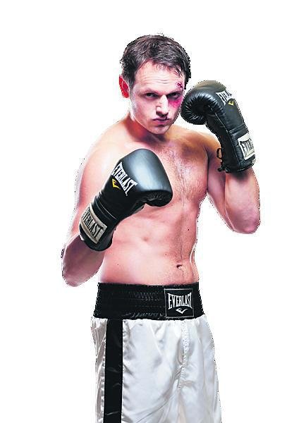 Role Rockyho je pro Honzu Kříže velkou výzvou. Dře v posilovně, boxuje a drží dietu. Na premiéru, která je 3. března, musí být ve skvělé kondici!