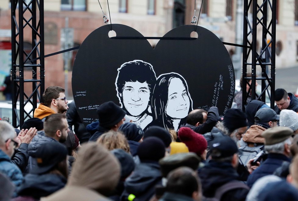 Bratislava si připomíná zavražděného novináře Jana Kuciaka s jeho snoubenkou (21. 2. 2020)