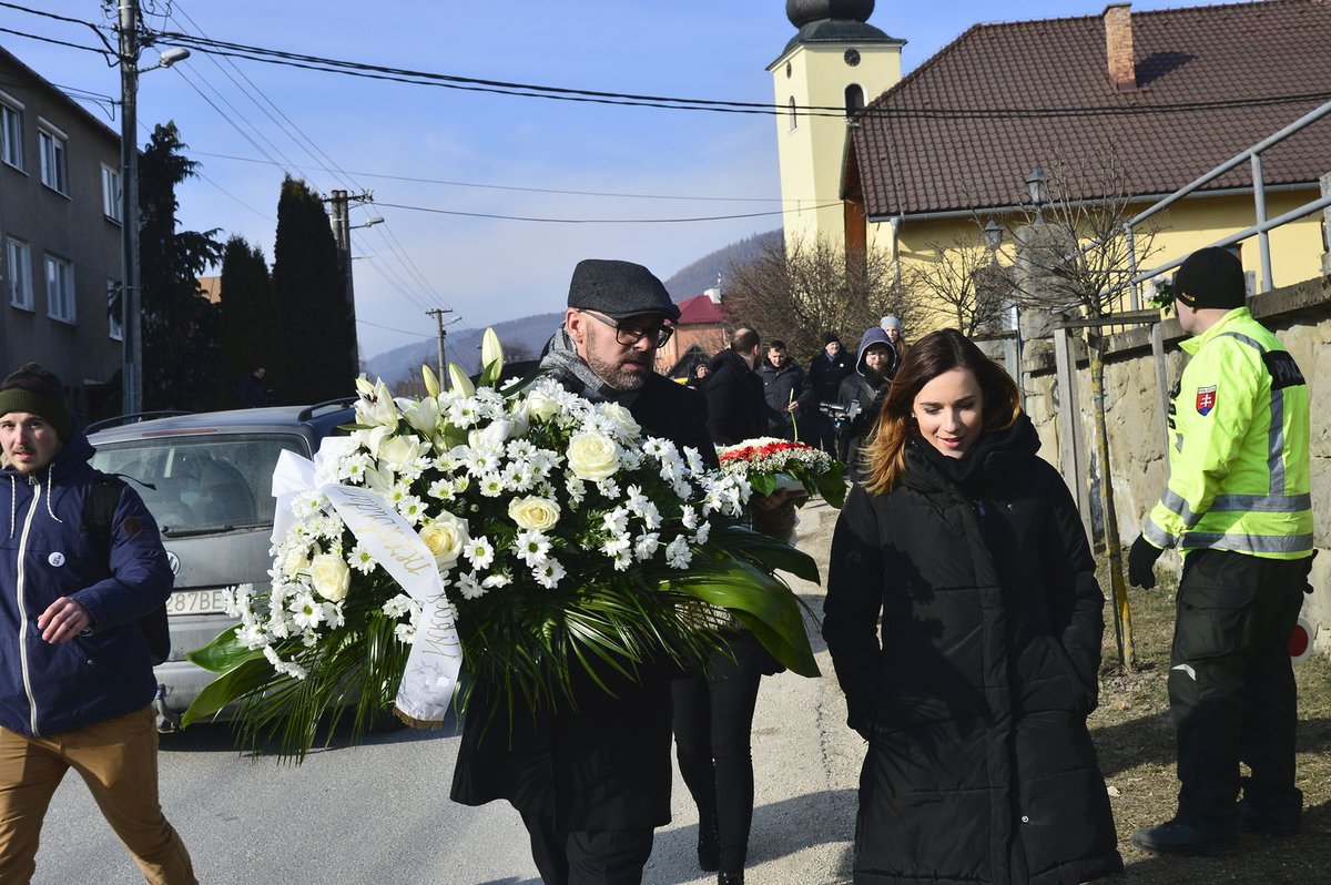 Šéfredaktor webu Aktuality.sk Peter Bárdy na pohřbu Jána Kuciaka.