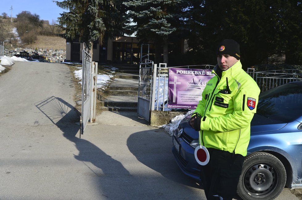 Policie na pohřbu Jána Kuciaka (†27)