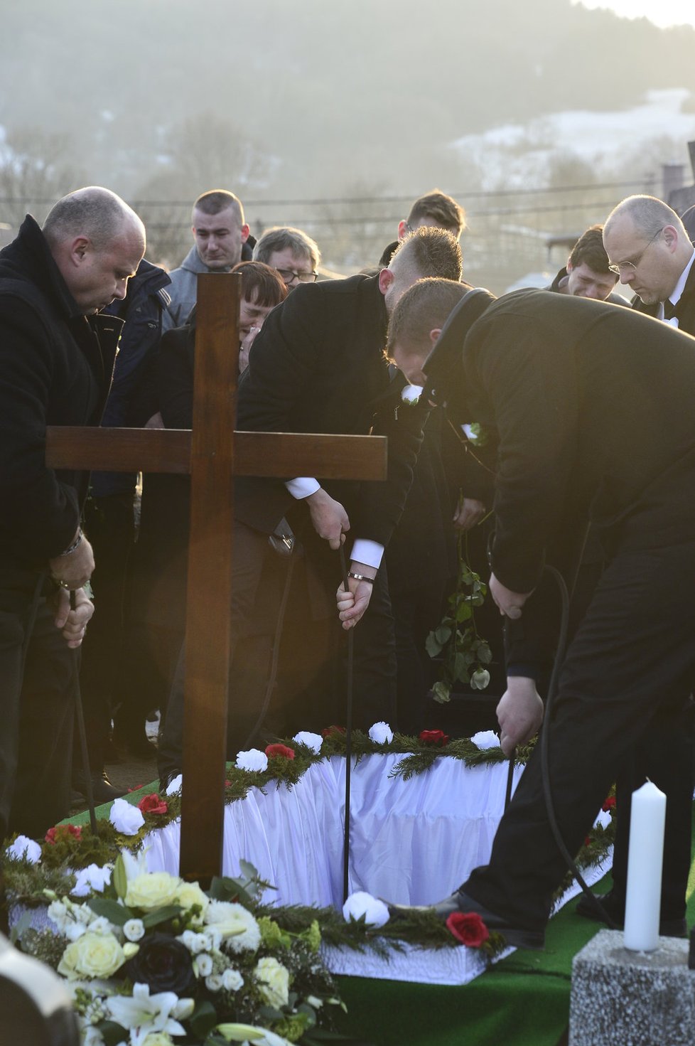 Zavražděného novináře Jána Kuciaka uložili k věčnému odpočinku. (3.3.2018)