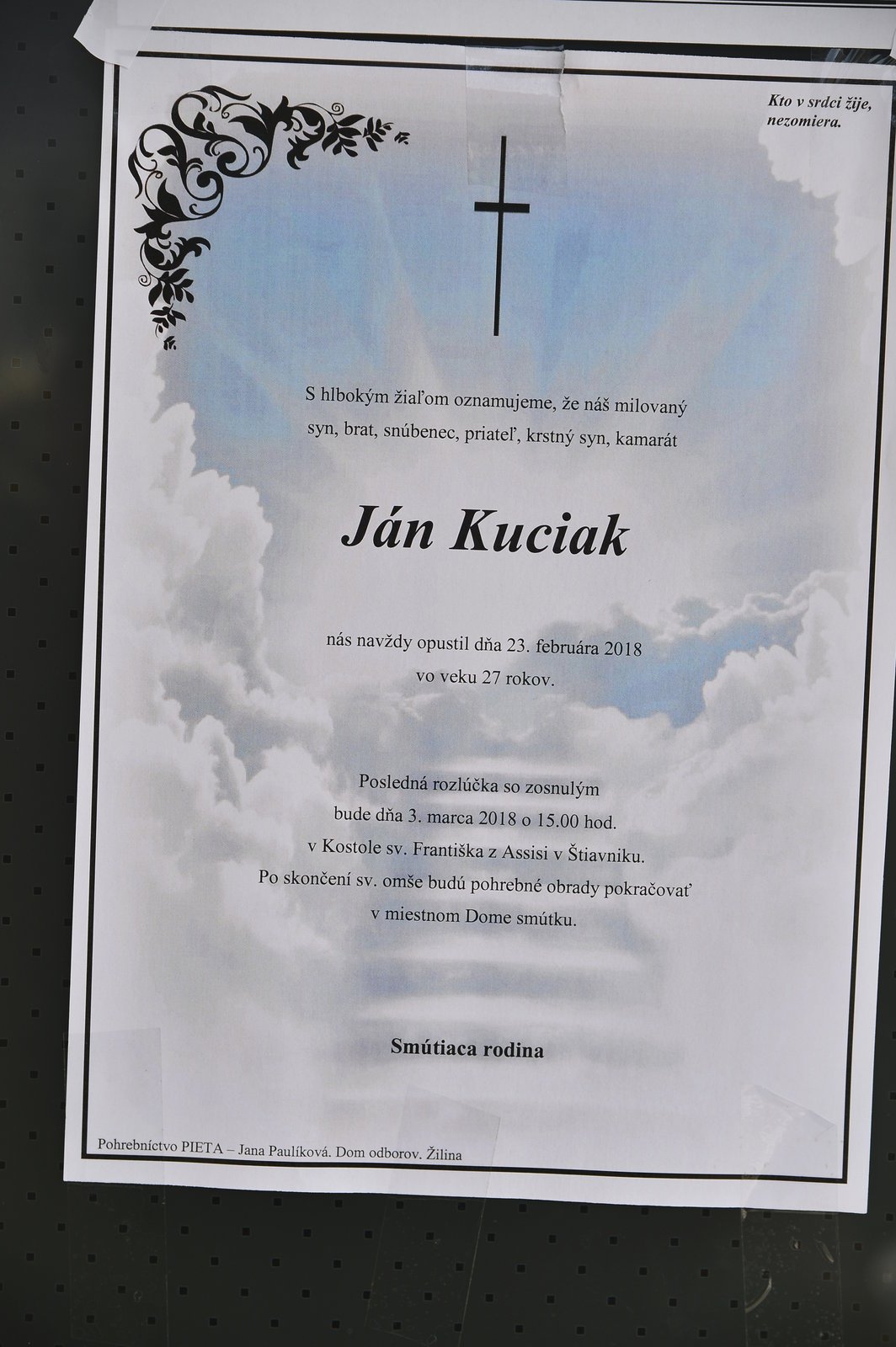 Pohřeb Jána Kuciaka (†27) ve slovenském Štiavniku.