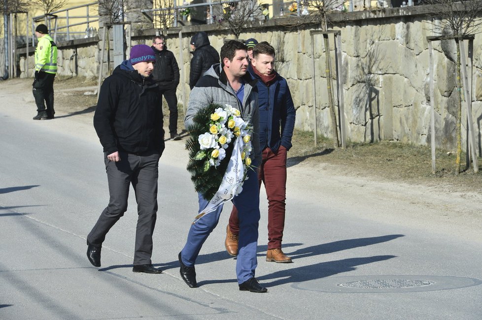 Pohřeb Jána Kuciaka (†27) ve slovenském Štiavniku