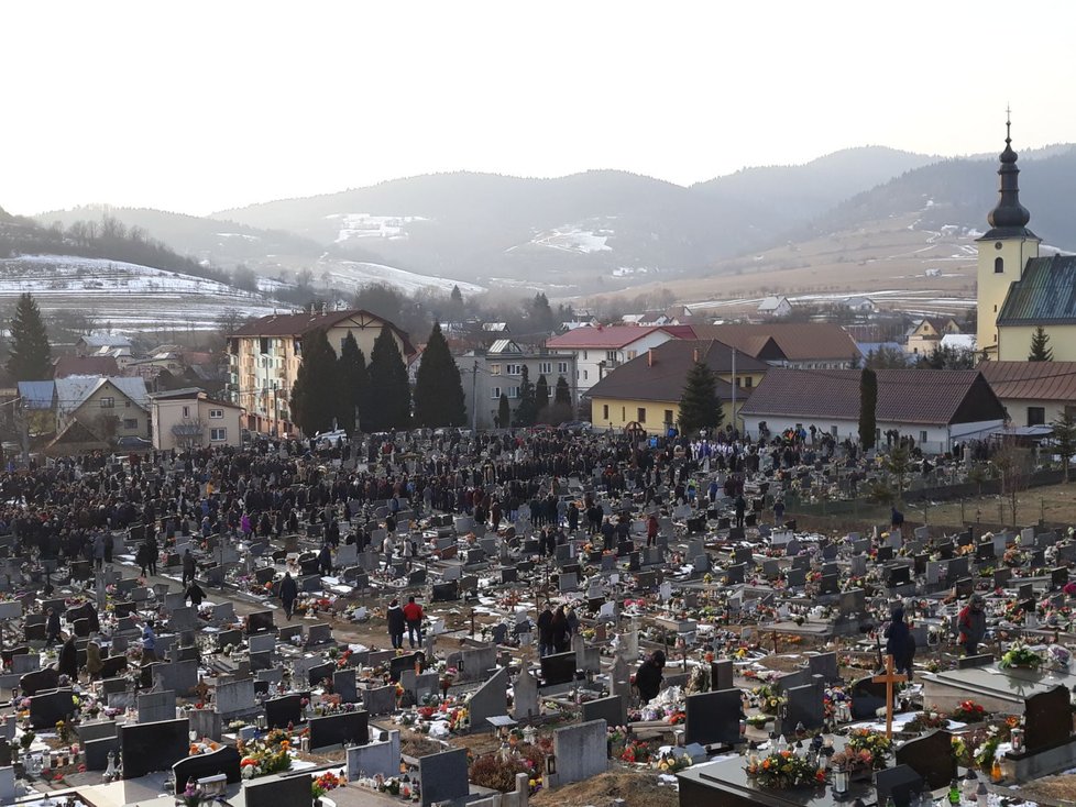 Pohřeb Jána Kuciaka (†27) ve slovenském Štiavniku