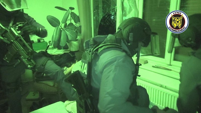 Lynx Commando při zadržení podezřelých z vraždy Kuciaka a jeho snoubenky.