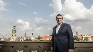 Ruská smetánka nemá nárok trávit prázdniny v Evropě, říká ministr zahraničí Jan Lipavský 