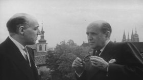 Jan Masaryk (vpravo) na dobovém snímku z roku 1947
