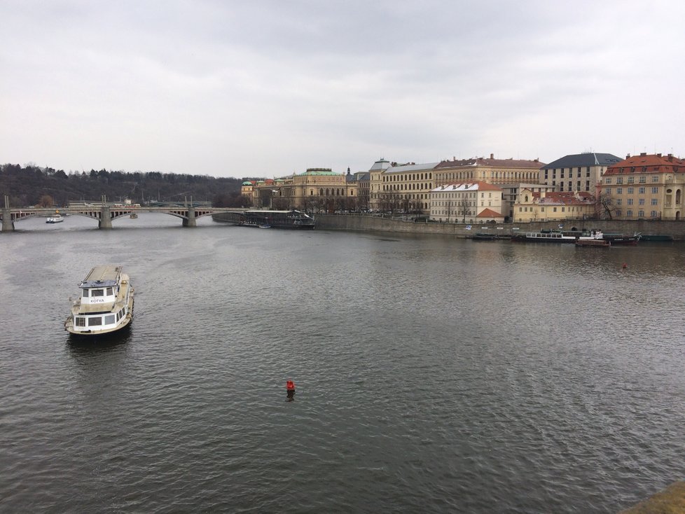 V ledových vodách březnové Vltavy skončilo tělo Jana Nepomuckého, které mučil i sám český král.