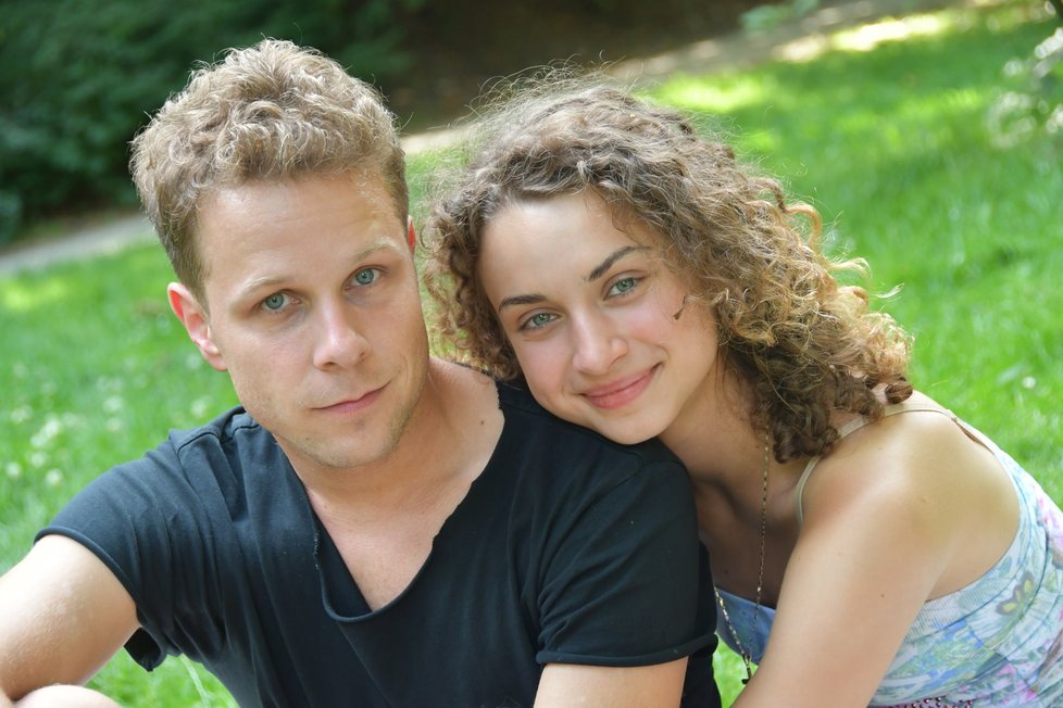 Současnou taneční i životní partnerkou Jana Ondera je o patnáct let mladší Natálie Otáhalová. Pár se dal dohromady loni na podzim během soutěže StarDance.