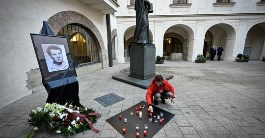 Pietní akt k uctění památky Jana Palacha, 16. ledna 2023, Karolinum, Praha.