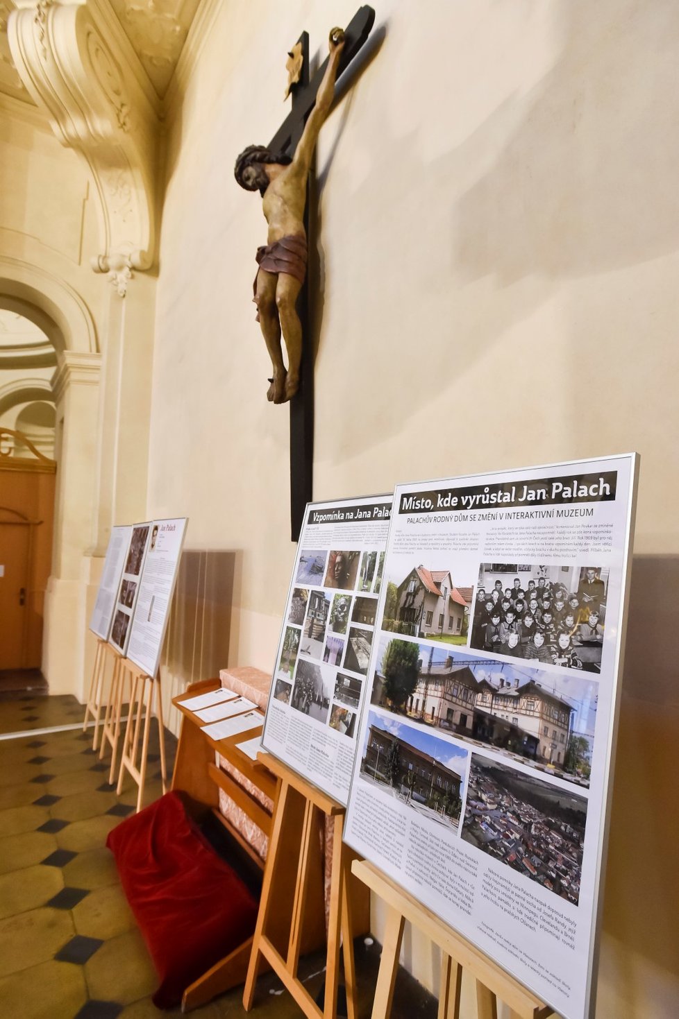 V kostele sv. Mikuláše na Staroměstském náměstí v Praze se 16. ledna konalo pamětní odpoledne k 49. výročí sebeupálení Jana Palacha