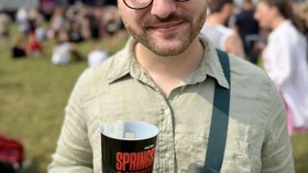 Poslanec STAN Jan Papajanovský navrhl s kolegy omezení alkoholu ve Sněmovně.