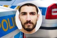 Vězeň na útěku: Jan v Liberci přelezl plot a odjel na kole