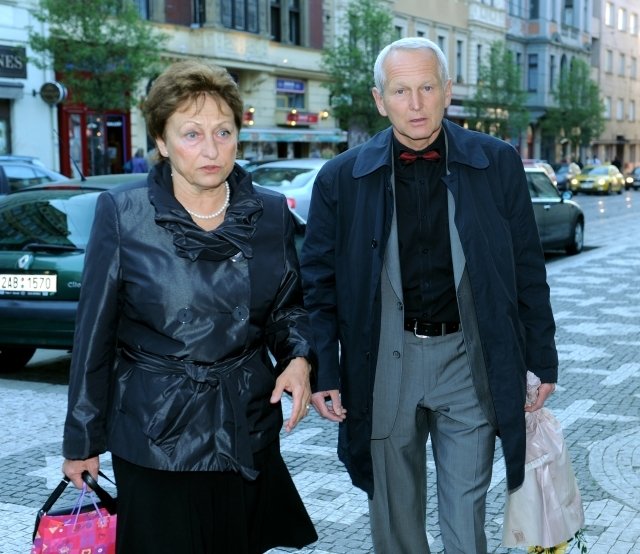 Uznávanýdoktor a přednosta kardiocentra v IKEM Jan Pirk s manželkou Blankou