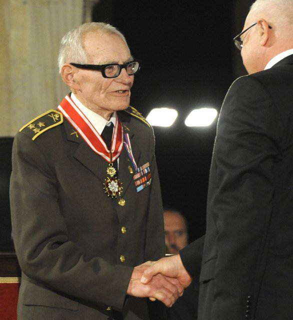 Válečný veterán, který zažil i sovětský gulag - Jan Plovajko (95).