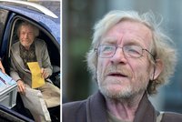Hudební kritik Jan Rejžek (72) po amputaci: Volit jel i bez nohy