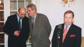 Jan Ruml, Miloš Zeman a Václav Havel při povolebních vyjednáváních v roce 1999