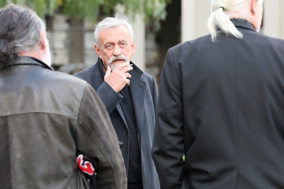 Richard Tesařík (†80): Poslední fotky před smrtí | Blesk.cz