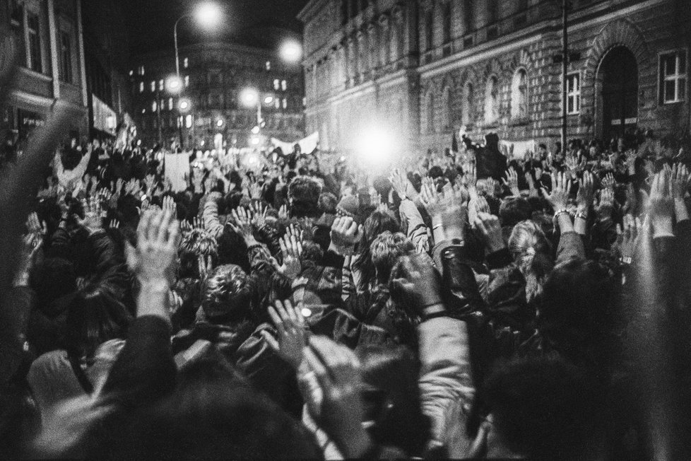 Revoluční rok 1989 na fotografiích Jana Šibíka