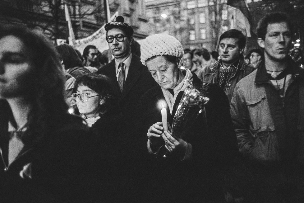 Revoluční rok 1989 na fotografiích Jana Šibíka