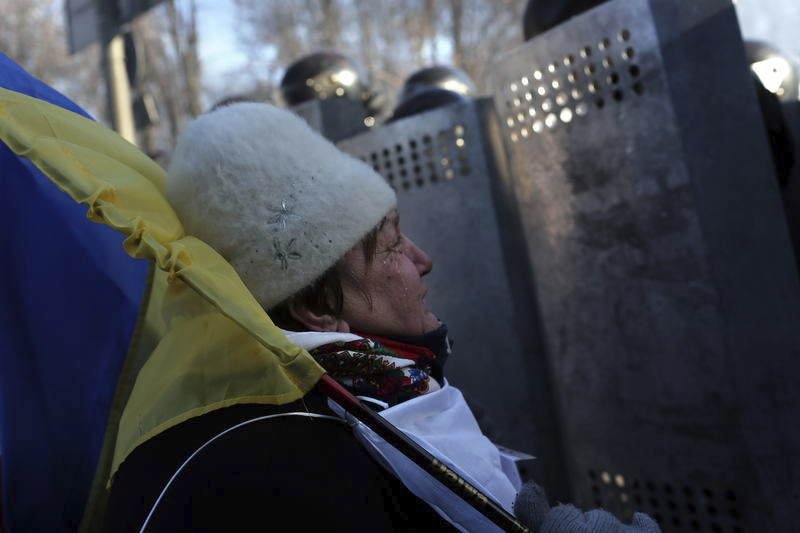 Na ukrajině zuří revoluce. Fotograf Jan Šibík navštívil Kyjev a zaznamenal boje, které tam Ukrajinci zažívají.