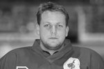 Přímo na ledě zemřel minulý týden hokejista Jan Skácelík (†37): Zůstala po něm půlroční dcerka.