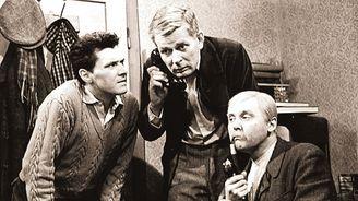 Zemřel herec a dramatik Jan Skopeček, zakládající člen Divadla pod Palmovkou. Zemřel herec a dramatik Jan Skopeček, zakládající člen Divadla pod Palmovkou.