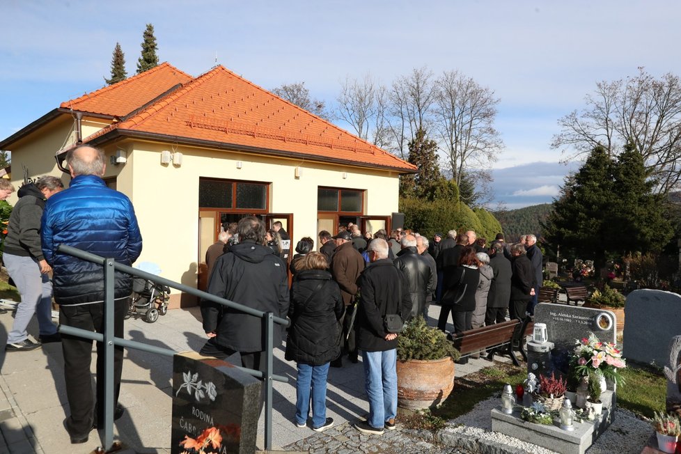 Poslední rozloučení s někdejším československým premiérem Janem Stránským. (18. 11. 2019)