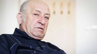 Zemřel Jan Stráský. Co říkal bývalý premiér o politice, čtěte v jednom z posledních rozhovorů