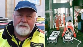 Jan Studený jde po 42 letech u záchranné služby do důchodu.  "Děkujeme ti za všechno, co jsi pro nás a naše pacienty udělal," vzkazují jeho kolegové.